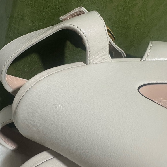 Gucci Cream Platform Sandals with Gold Accents - Picture 7 of 10